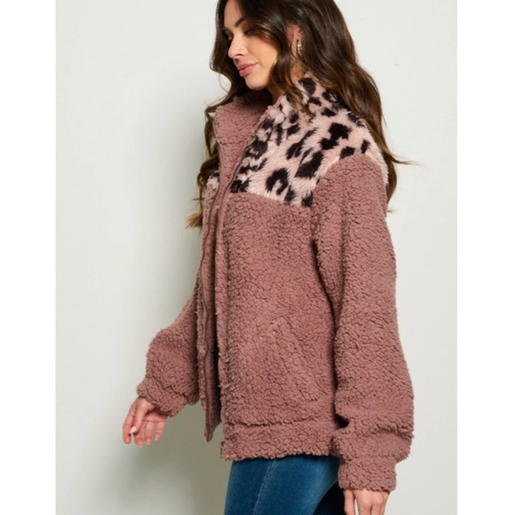 kelzposh Jackets & Blazers - "The Rowen" Mauve Animal Print Sherpa Zip Up Jacket